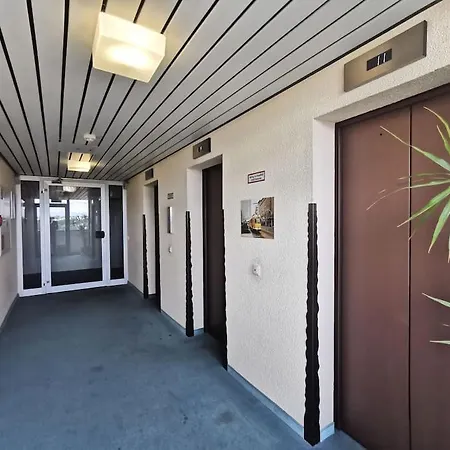 Fuer 2,balkon, Parkplatz